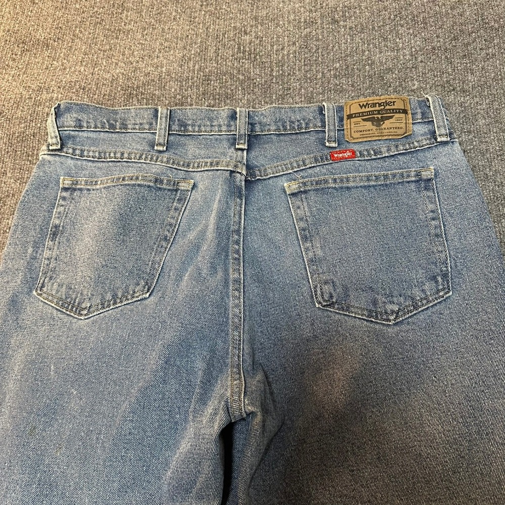 Wrangler Premium Quality Mens Straight Leg Jeans Medium Wash 36x30 1096FXVDB - Picture 4 of 8